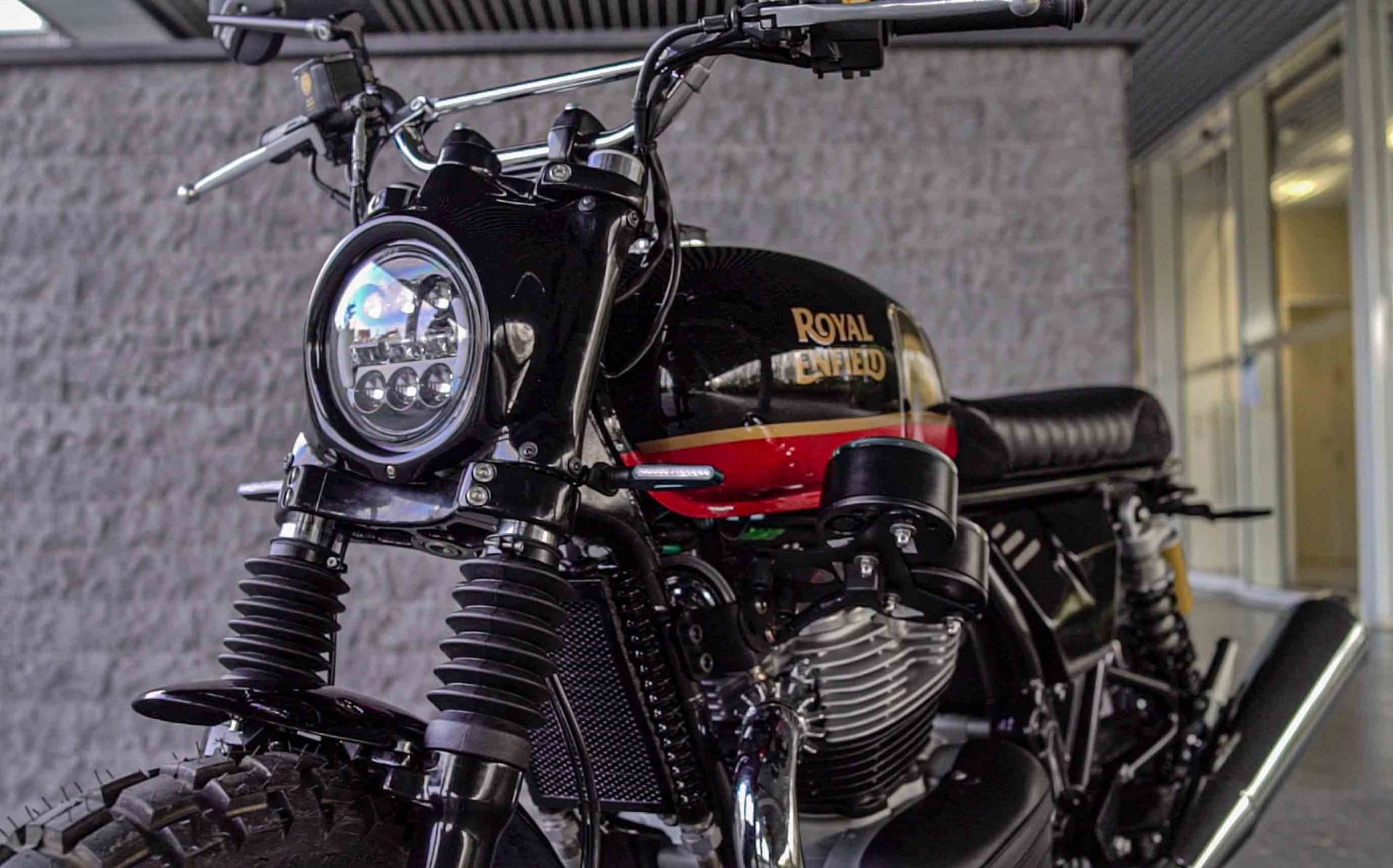 Modular seat kit Royal Enfield 650 scrambler Bonvent motorbikes Modular seat kit Royal Enfield 650 scrambler Bonvent motorbikes