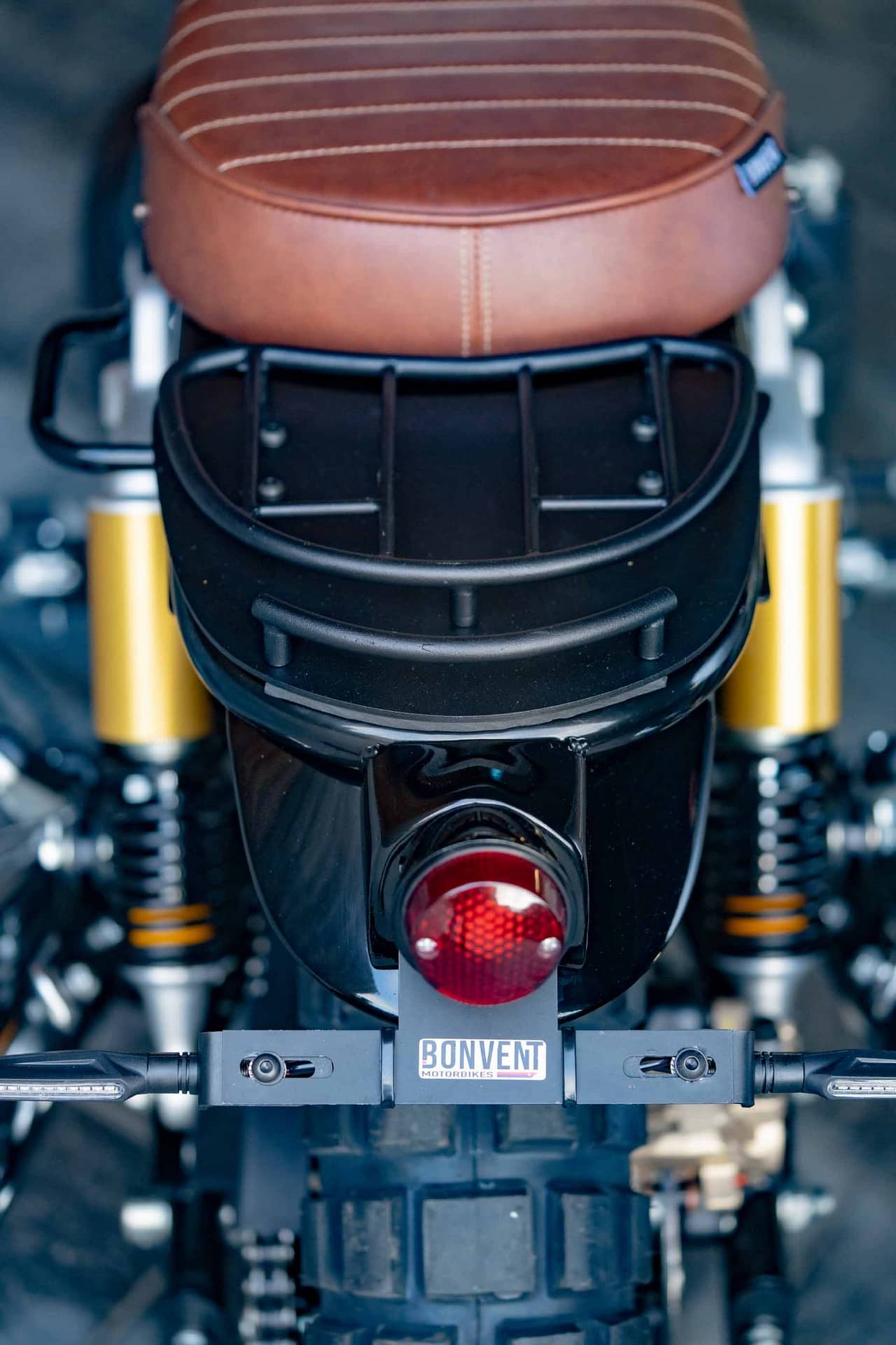 test comp (18 sur 44) SHORT REAR FENDER ROYAL ENFIELD 650