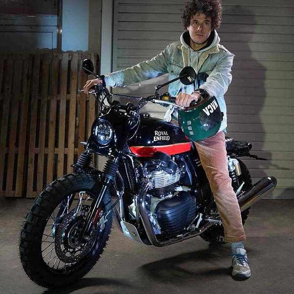 Royal enfield cafe racer helmet online